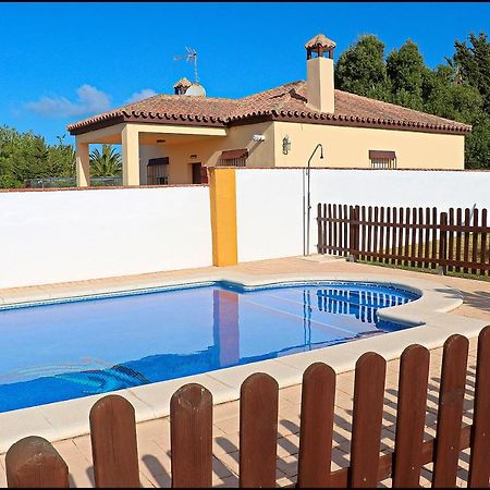 Chalet Con Piscina Privada โกนิล เด ลาฟรอนเตรา ภายนอก รูปภาพ