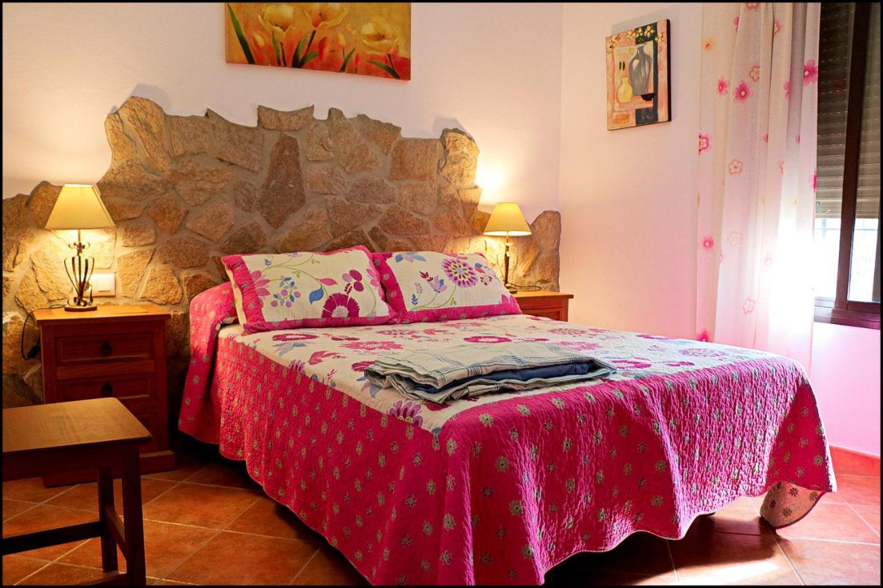 Chalet Con Piscina Privada โกนิล เด ลาฟรอนเตรา ภายนอก รูปภาพ
