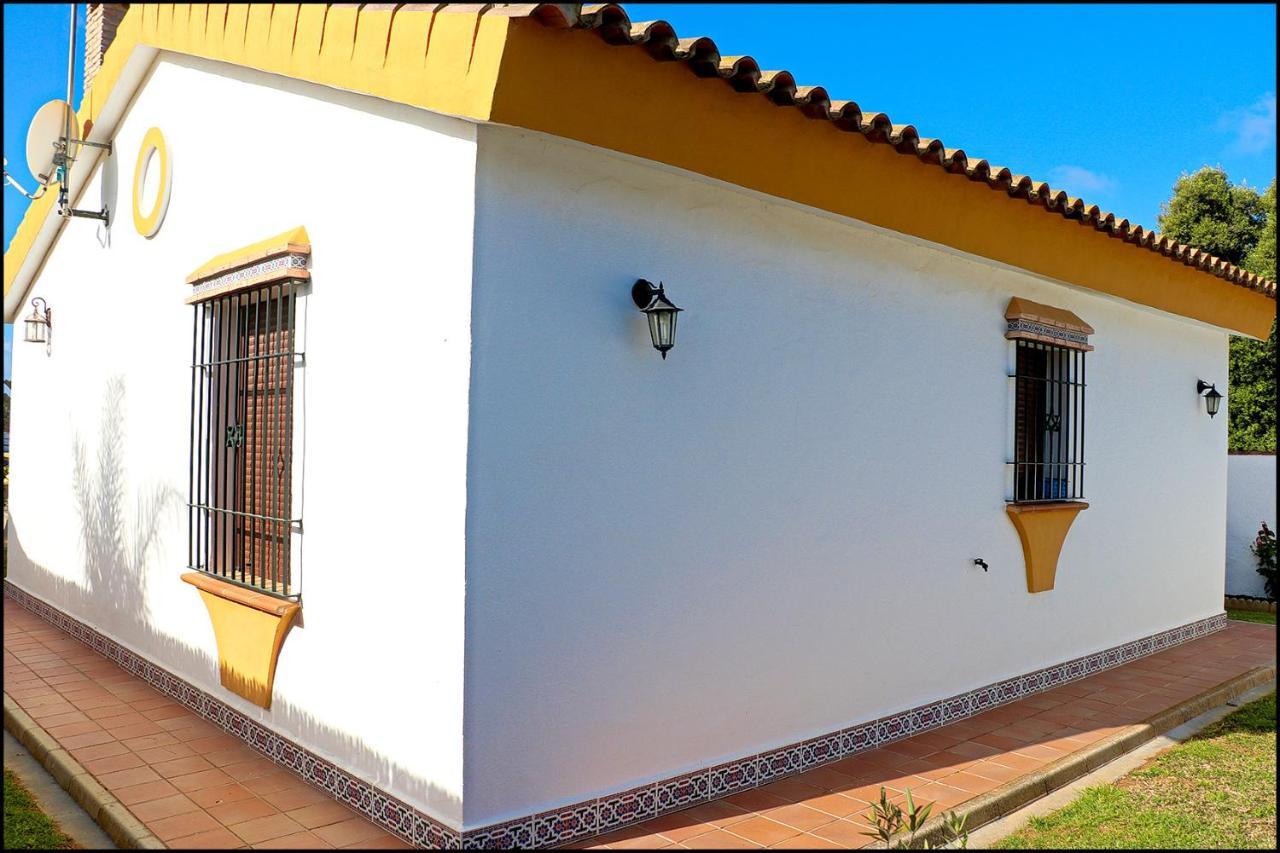 Chalet Con Piscina Privada โกนิล เด ลาฟรอนเตรา ภายนอก รูปภาพ