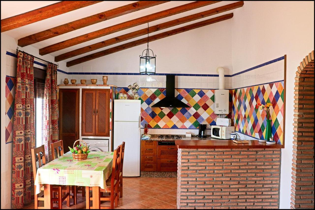 Chalet Con Piscina Privada โกนิล เด ลาฟรอนเตรา ภายนอก รูปภาพ