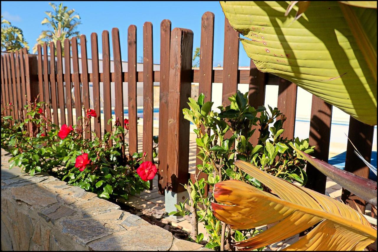 Chalet Con Piscina Privada โกนิล เด ลาฟรอนเตรา ภายนอก รูปภาพ
