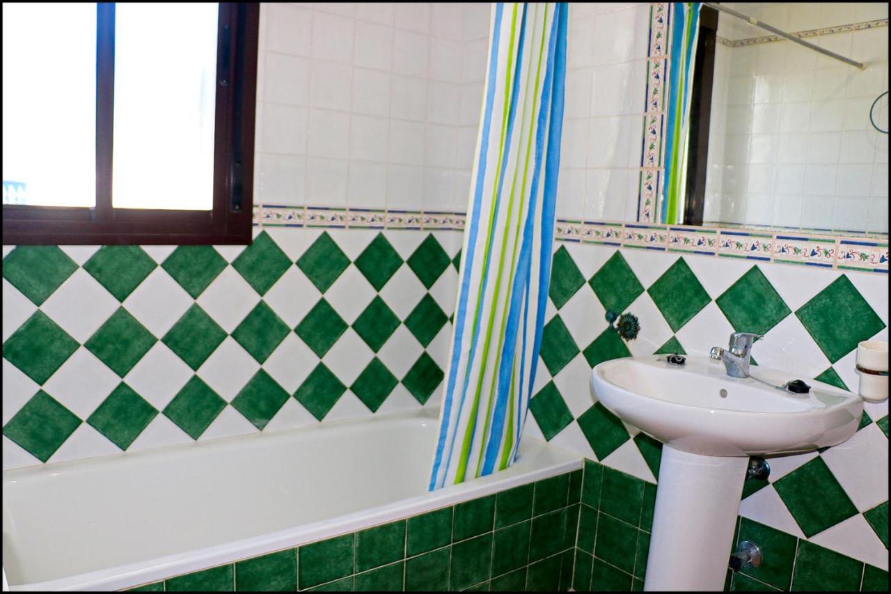 Chalet Con Piscina Privada โกนิล เด ลาฟรอนเตรา ภายนอก รูปภาพ